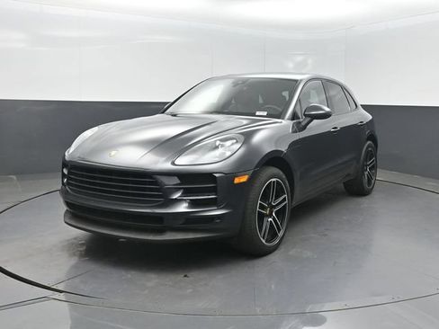 Used 2020 Porsche Macan AWD/4WD image 1