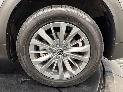 Used 2024 MAZDA CX-90 Plug-In Hybrid w/ Preferred AWD/4WD image 16