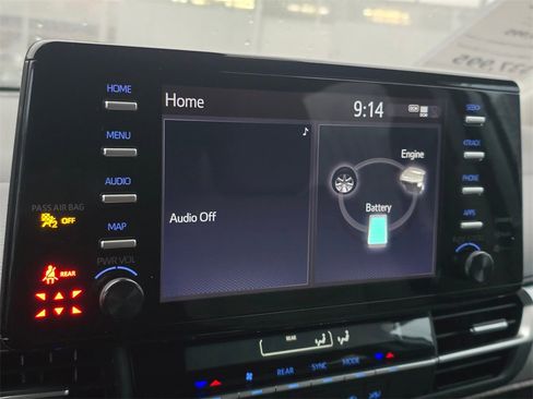 Certified 2023 Toyota Sienna LE image 32