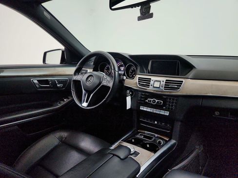 Used 2015 Mercedes-Benz E 350 4MATIC Wagon image 27
