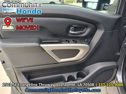 Used 2019 Nissan Titan PRO-4X AWD/4WD image 20
