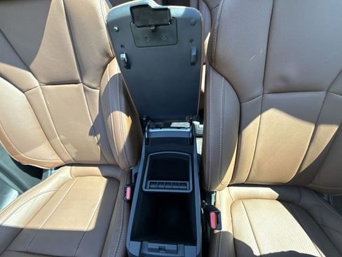 Used 2024 Subaru Ascent Touring image 21