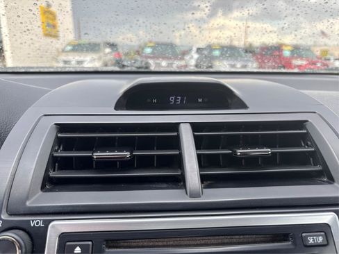 Used 2014 Toyota Camry SE FWD image 16