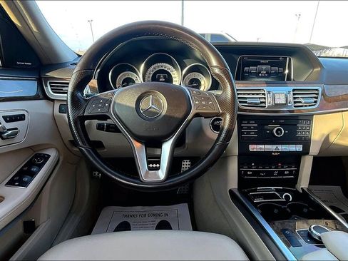Used 2016 Mercedes-Benz E 250 Sedan w/ Premium Package image 8