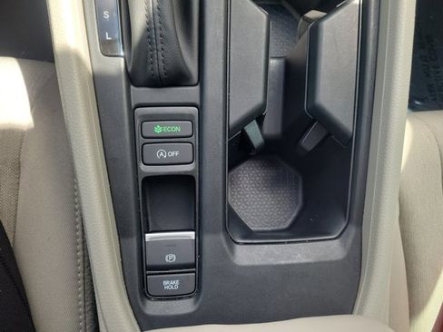 Used 2024 Honda Accord EX image 31