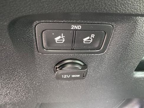 Certified 2022 Kia Telluride SX w/ Towing Package FWD image 33