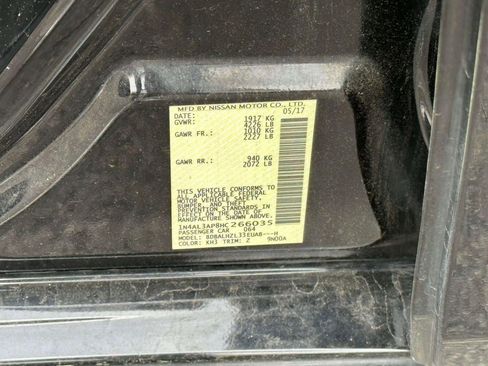 Used 2017 Nissan Altima 2.5 SR FWD image 18