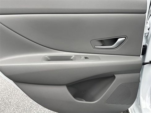 New 2026 Hyundai Elantra Blue image 21