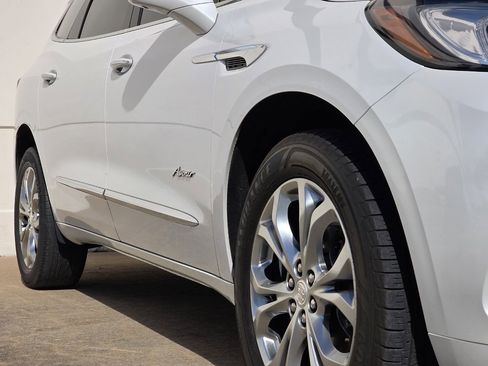 Used 2021 Buick Enclave Avenir w/ Avenir Technology Package image 46