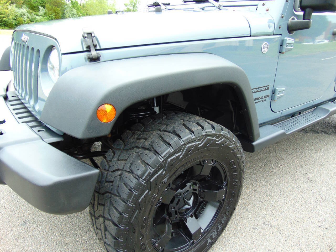 Used 2015 Jeep Wrangler Unlimited Sport w/ Quick Order Package 24S AWD/4WD image 27