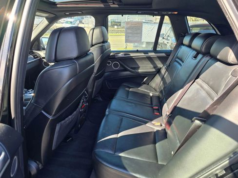 Used 2013 BMW X5 M image 17