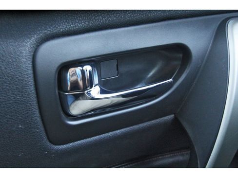 Used 2013 Nissan Rogue SL FWD image 22