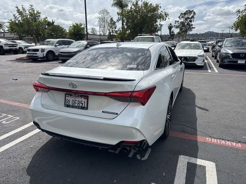 Used 2019 Toyota Avalon Touring w/ Carpet Mat Package image 3