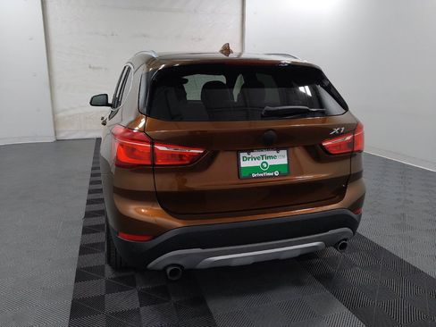 Used 2017 BMW X1 xDrive28i AWD/4WD image 6