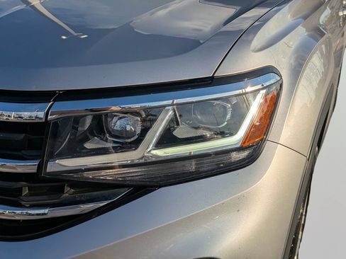 Certified 2023 Volkswagen Atlas SE w/ Panoramic Sunroof Package FWD image 7