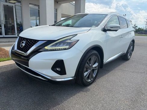Used 2019 Nissan Murano Platinum w/ Cargo Package FWD image 3