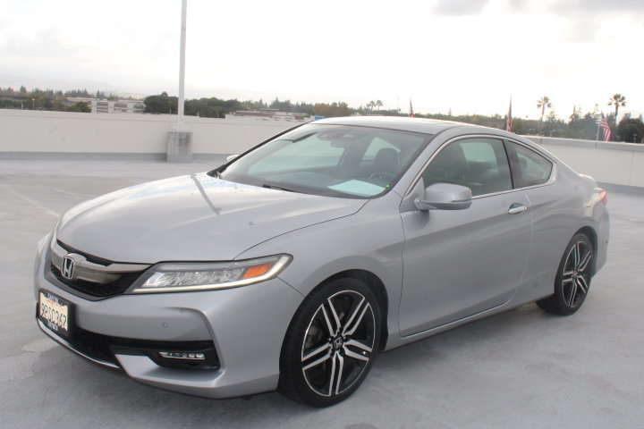 Used 2016 Honda Accord Touring image 6