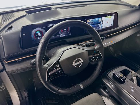 Used 2023 Nissan Ariya FWD image 23