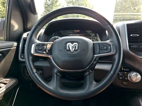 Used 2023 RAM 1500 Laramie AWD/4WD image 18