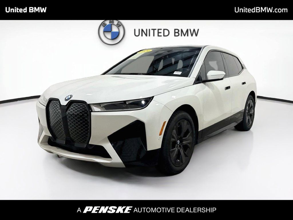 Certified 2024 BMW iX xDrive50 w/ Premium Package AWD/4WD image 1