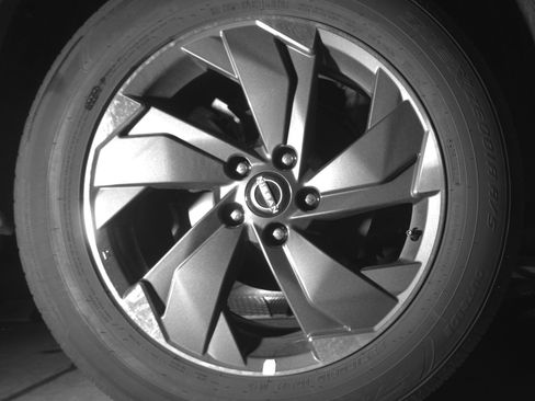 Used 2025 Nissan Rogue SV FWD image 15