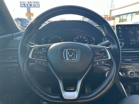 Used 2018 Honda Accord Sport image 10