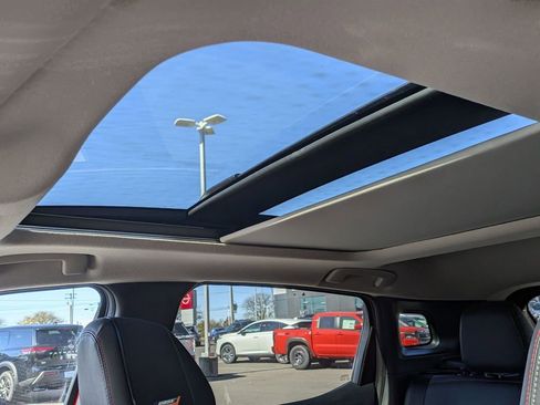 New 2026 Nissan Kicks SR w/ SR Premium Package image 12