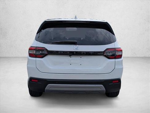 Certified 2024 Honda Pilot EX-L image 6