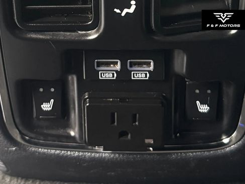 Used 2014 Jeep Grand Cherokee Overland AWD/4WD image 31