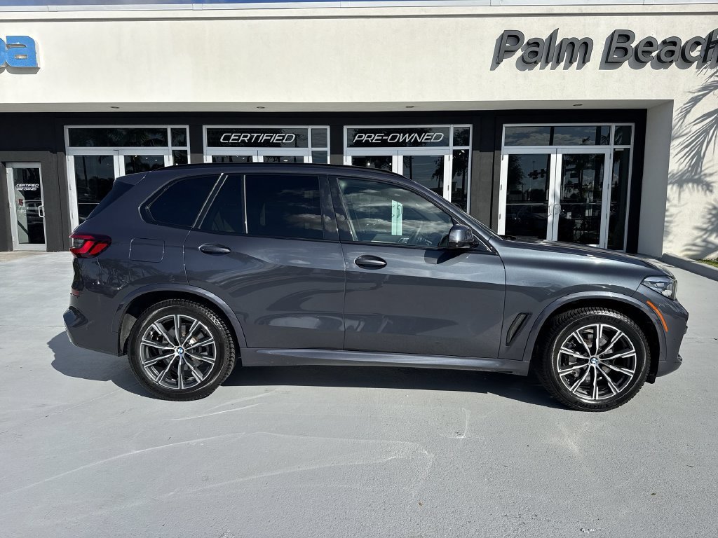 Used 2022 BMW X5 sDrive40i w/ M Sport Package RWD image 5