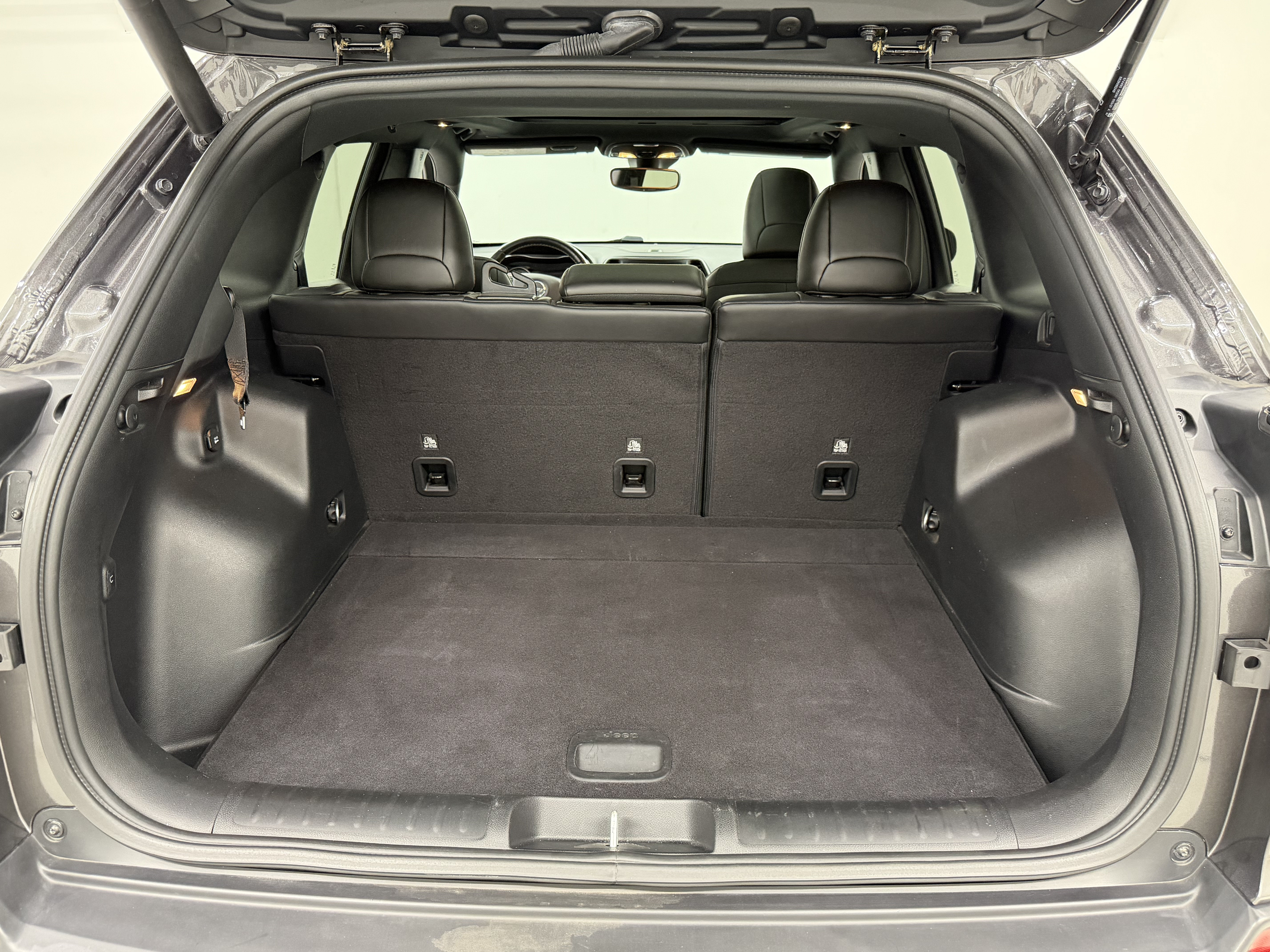 Used 2021 Jeep Cherokee Latitude Lux 80th Anniv w/ Quick Order Package 26U 80TH AWD/4WD image 62