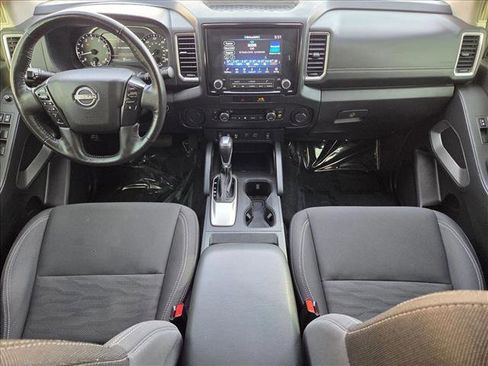 Used 2023 Nissan Frontier SV w/ SV Convenience Package image 16