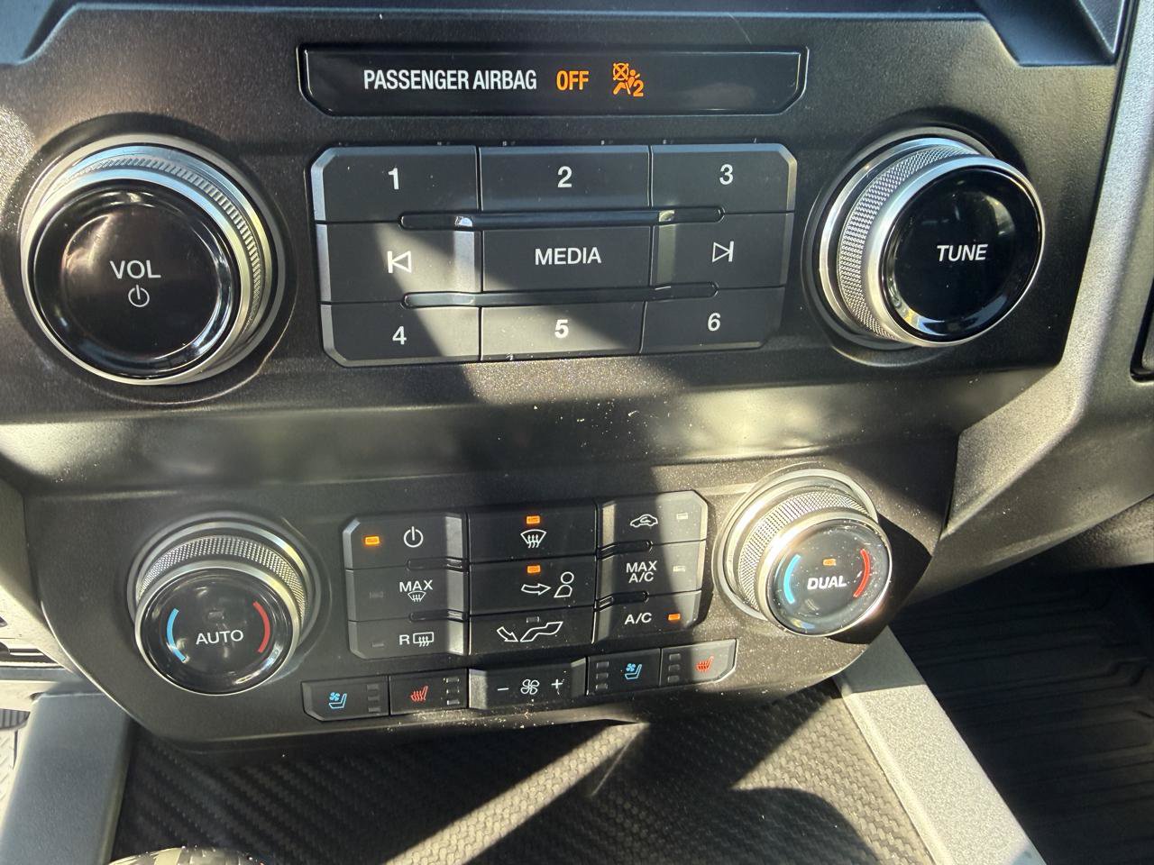 Used 2020 Ford F150 Raptor w/ Equipment Group 802A Luxury AWD/4WD image 30