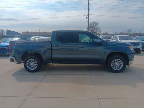 Used 2024 Chevrolet Silverado 1500 LT image 4