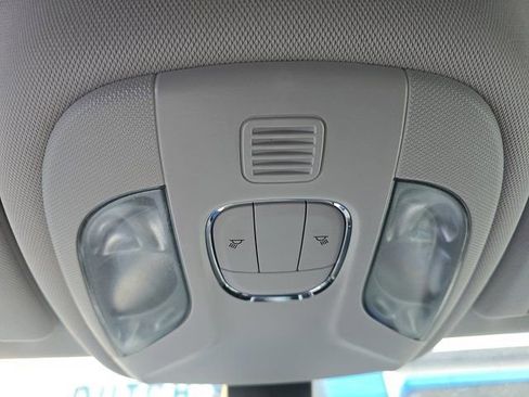 Used 2018 Jeep Compass Sport w/ Tech Group AWD/4WD image 22