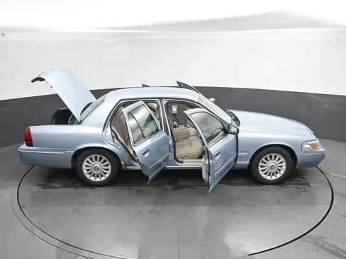 Used 2009 Mercury Grand Marquis LS RWD image 46