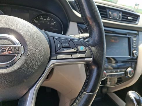 Used 2020 Nissan Rogue Sport SV w/ Technology Package AWD/4WD image 21