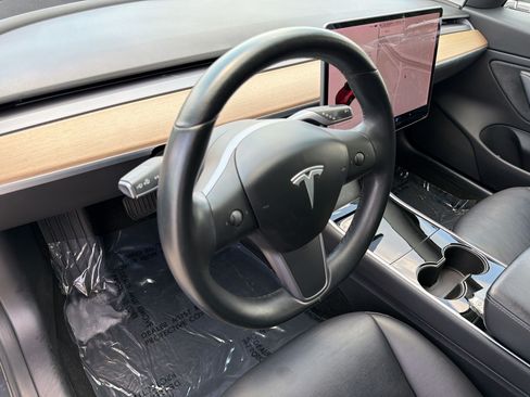 Used 2018 Tesla Model 3 Long Range RWD image 4