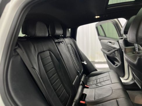 Used 2019 BMW X4 xDrive30i w/ M Sport Package 2 AWD/4WD image 25