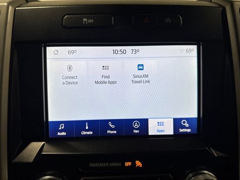 Used 2019 Ford F150 Lariat w/ Equipment Group 502A Luxury AWD/4WD image 28