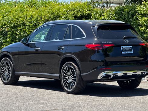 New 2026 Mercedes-Benz GLC 300 4MATIC image 5