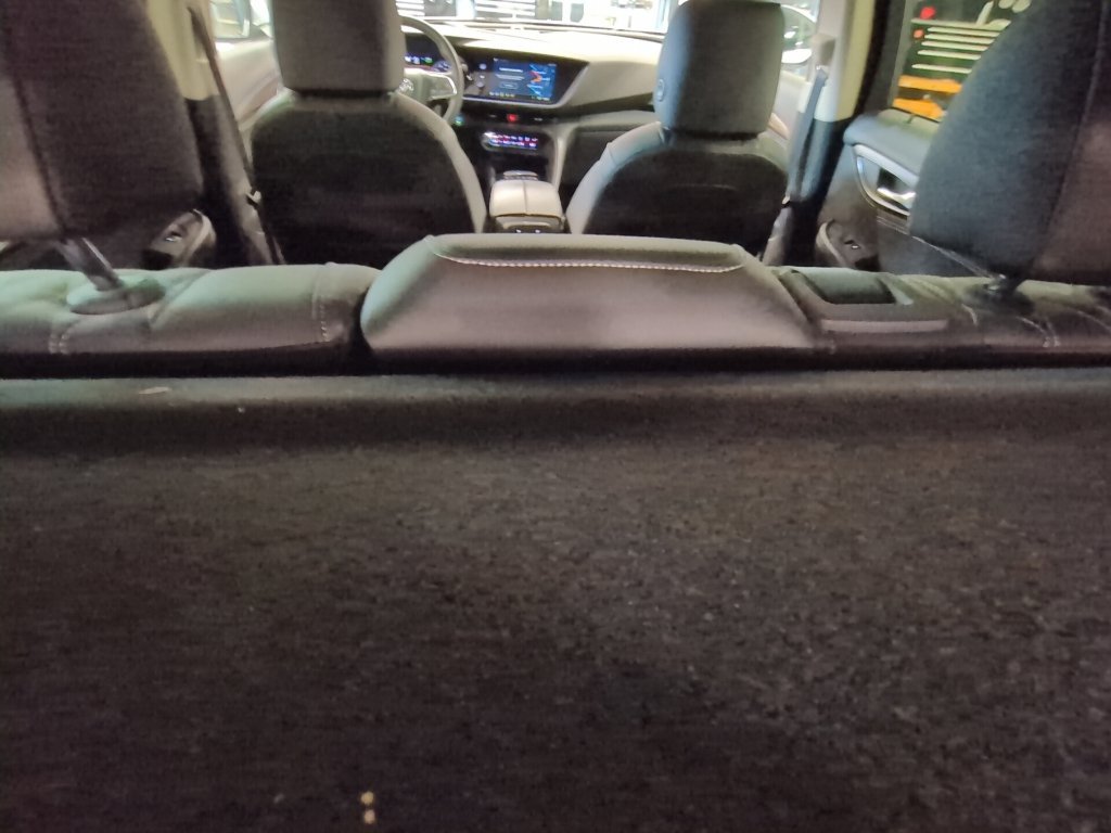 Used 2023 Buick Envision Avenir AWD/4WD image 32