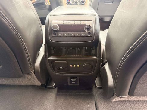 Used 2014 GMC Acadia Denali AWD/4WD image 30