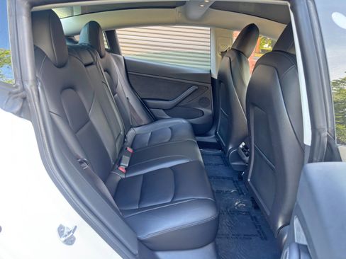 Used 2021 Tesla Model 3 Standard Range Plus RWD image 38