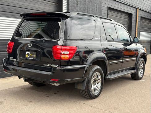 Used 2004 Toyota Sequoia Limited AWD/4WD image 3