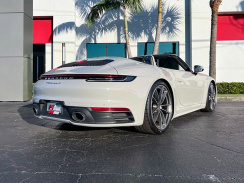 Used 2020 Porsche 911 Carrera S RWD image 9