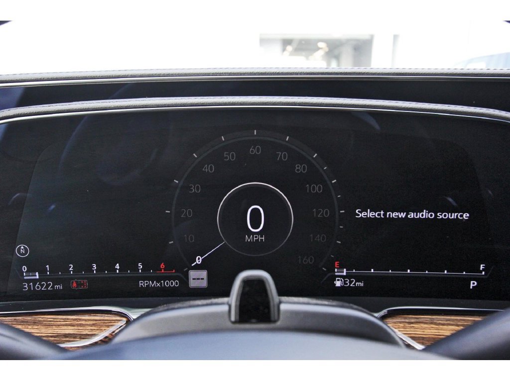 Used 2024 Cadillac Escalade Premium Luxury RWD image 14