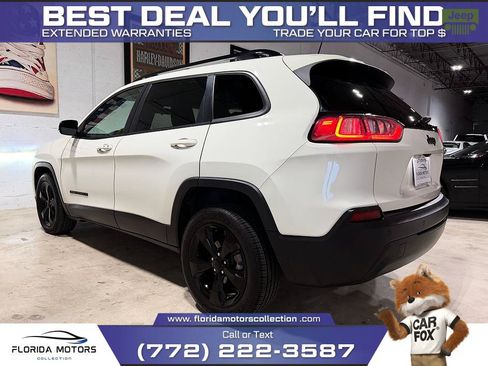 Used 2019 Jeep Cherokee Latitude Plus FWD image 5