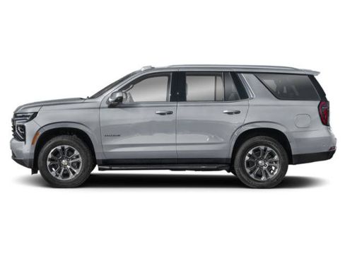 Used 2025 Chevrolet Tahoe Premier AWD/4WD image 3