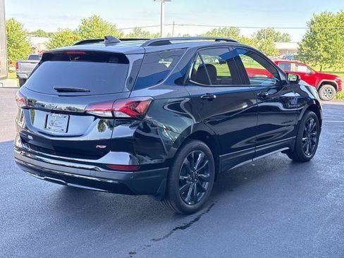 Used 2024 Chevrolet Equinox RS FWD image 3